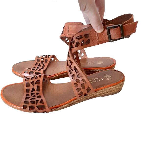 Eric Michael Genuine Leather Ankle Wrap Sandals Cognac Womens 9 Laser Cut Beach - Picture 2 of 7